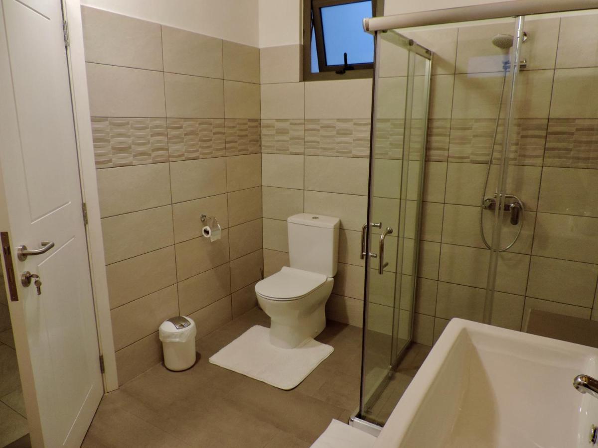 Luxury Cosy Guesthouse 팜플레모우세스 외부 사진